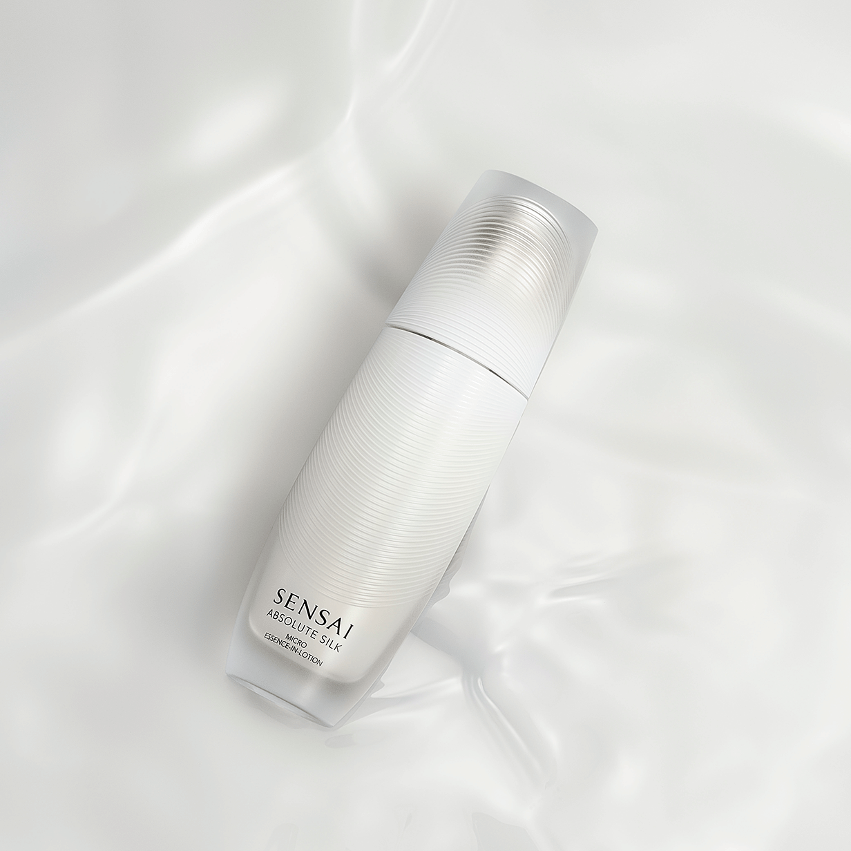 Absolute Silk Essence-in-Lotion