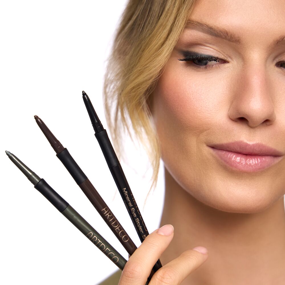Mineral Eye Styler