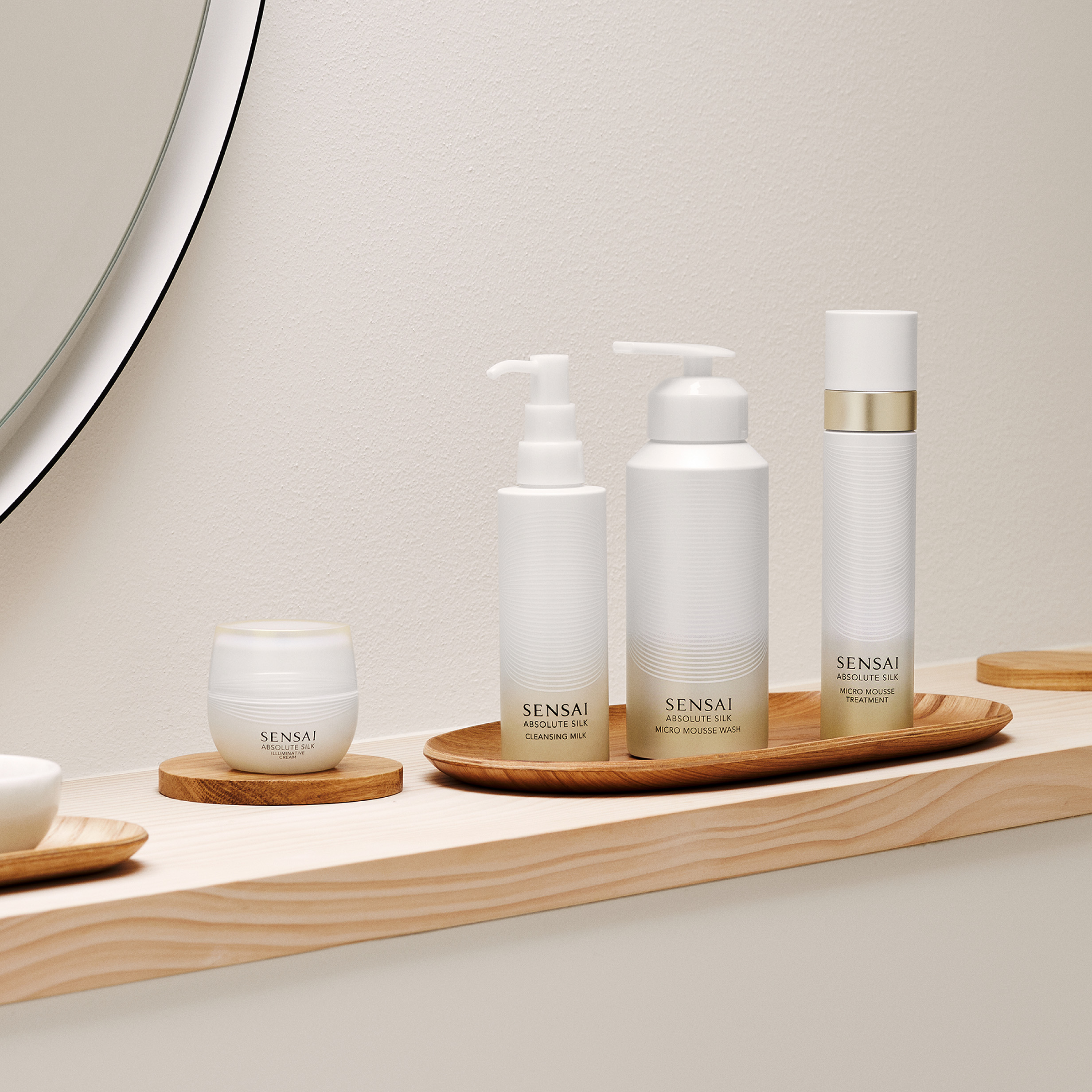 Absolute Silk Illuminating Cream