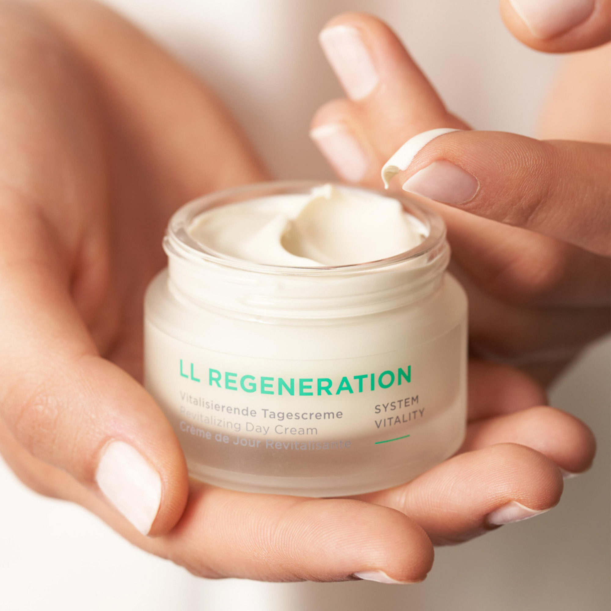 LL Regeneration Vitalisierende Tagescreme LIMITED EDITION