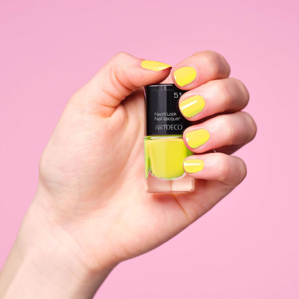 Neon Look Nail Lacquer