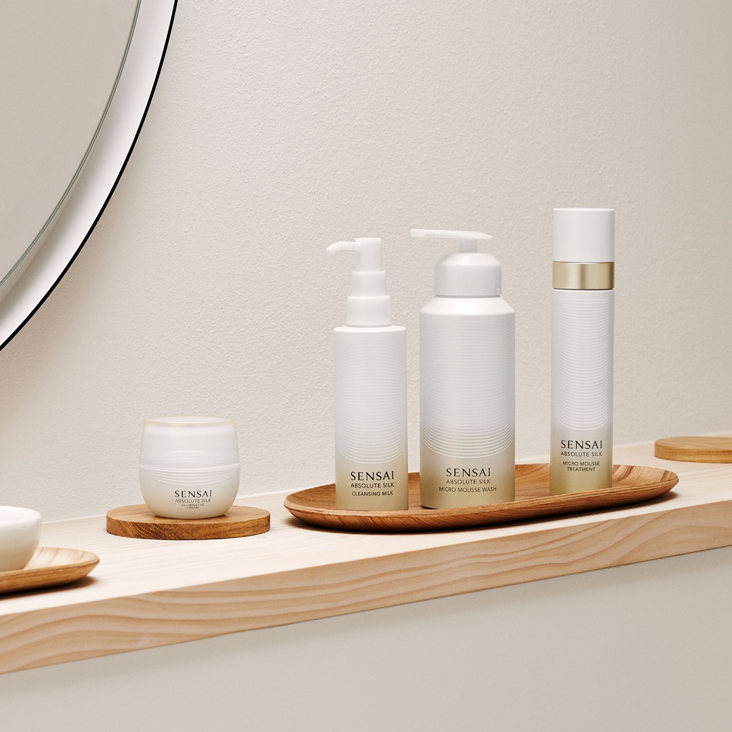 Absolute Silk Illuminating Cream