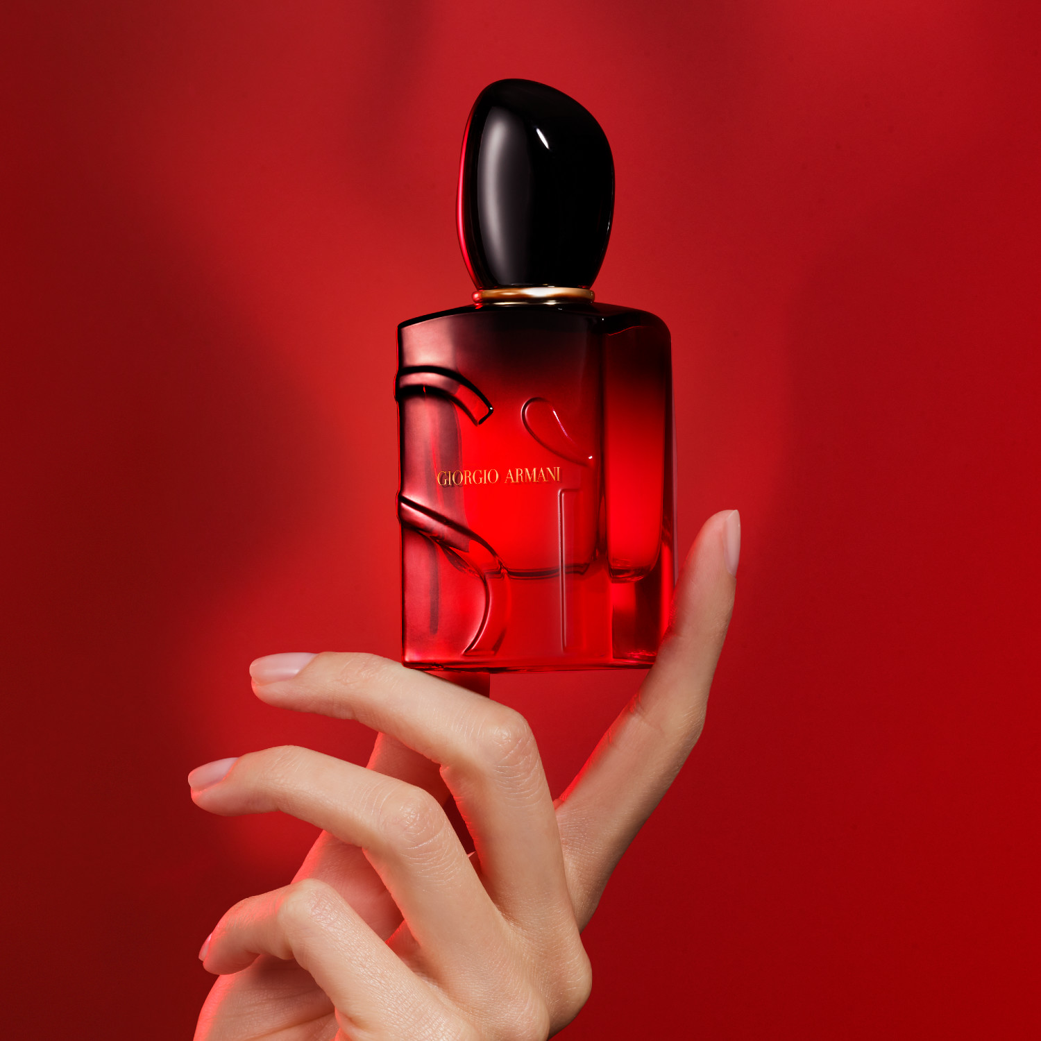 Sí Passione Eau de Parfum Intense (Refillable)